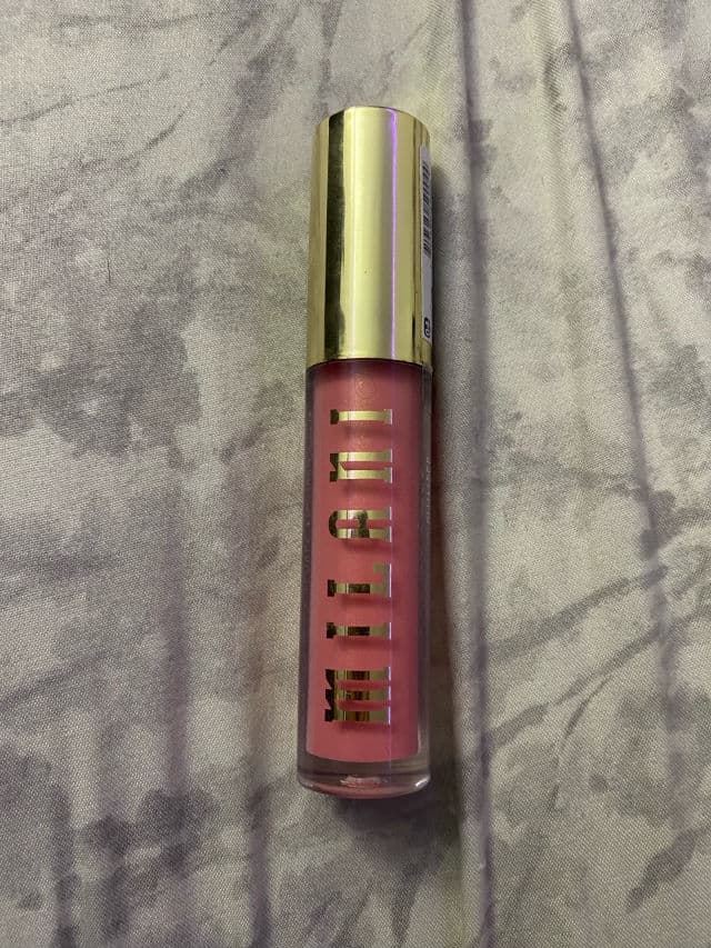 Milani Cosmetics Keep It Full Maxxx Balmshell Lip Plumping Balm review photo by Carina10007