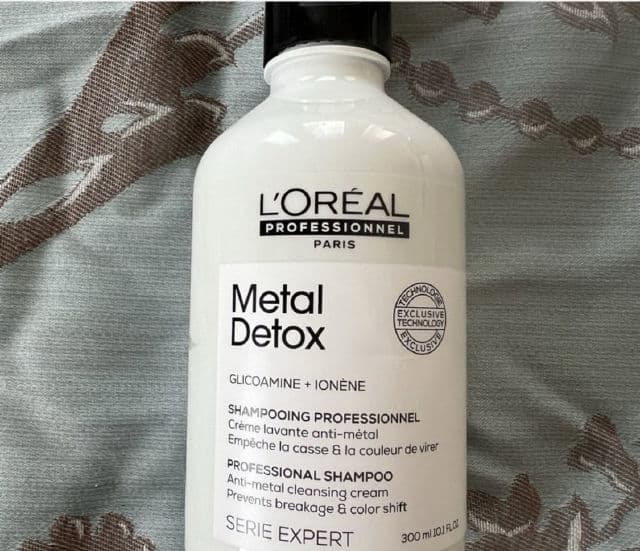 L'Oreal Professionnel Serie Expert Metal Detox Professional Shampoo review photo by Itstime4glam