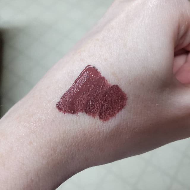 KVD Beauty Queen of Poisons review photo by TarynMB