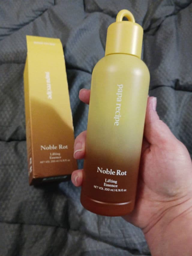 Noble Rot Lifting Essence product review