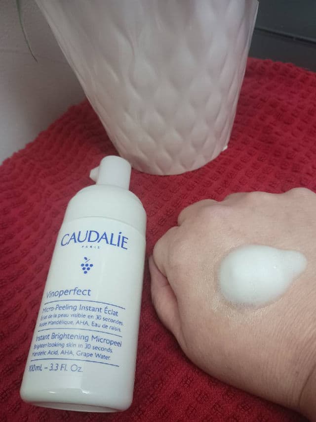 Caudalie Paris Vinoclean Instant Foaming Cleanser  review photo by rcreddragon
