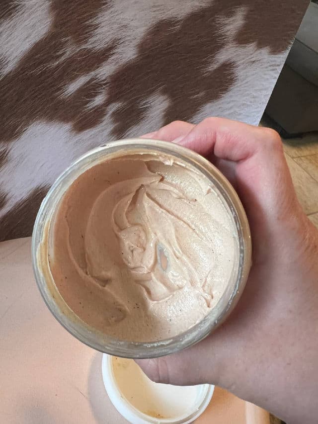 Dove Brown Sugar & Coconut Butter Deep Exfoliating Body Polish review photo by rcreddragon