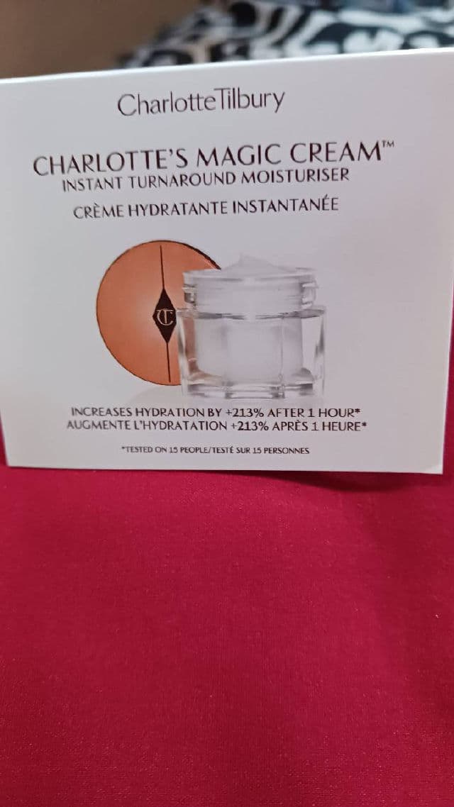 Charlotte Tilbury Charlotte's Magic Water Cream review photo by rcreddragon