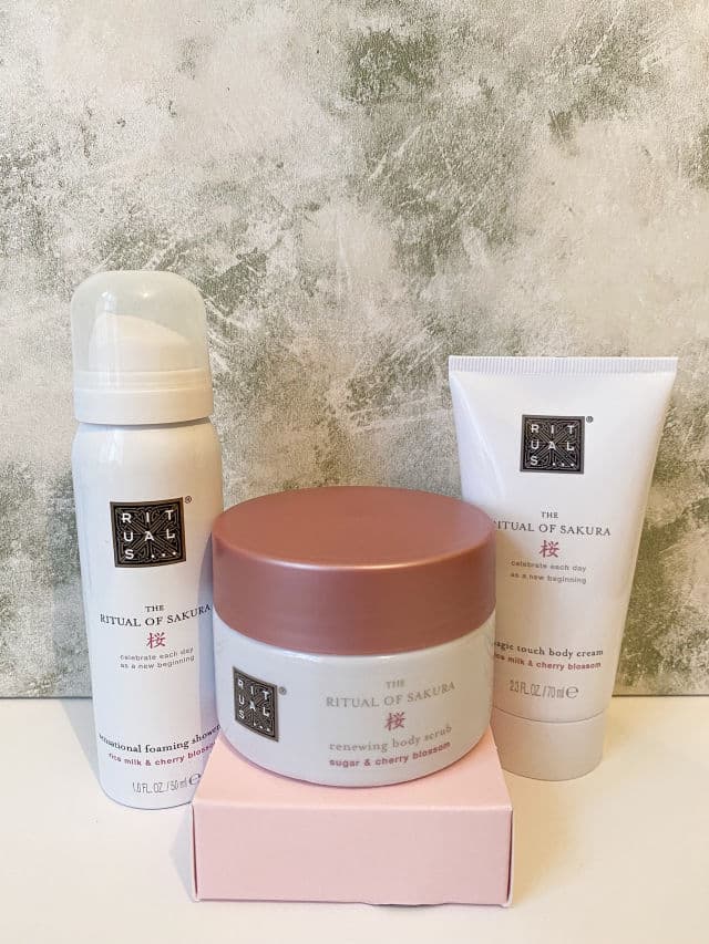 Rituals The Ritual of Sakura Sugar Body Polish review photo by LadyLondon2