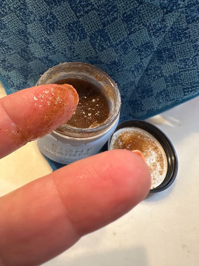 Eight Saints Zen Out of Ten Bamboo Detox Face Scrub review photo by TheGroovyCreator