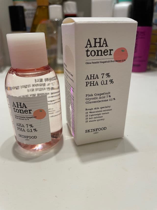SKINFOOD Pink Grapefruit AHA Toner review photo by aloecaring