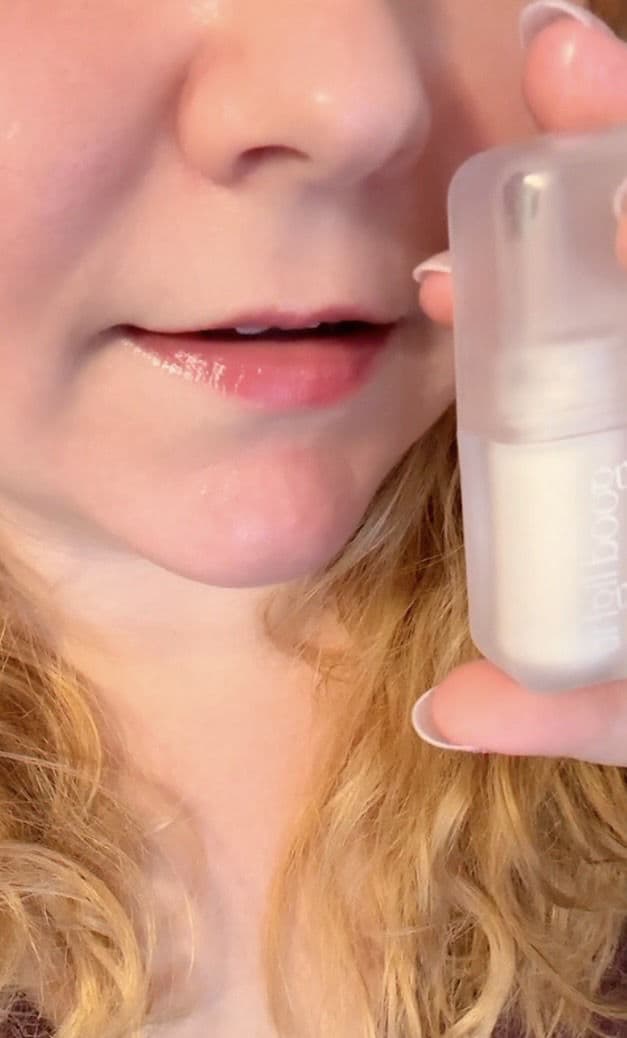 good light Taste of Space Lip Milk review photo by nCaila
