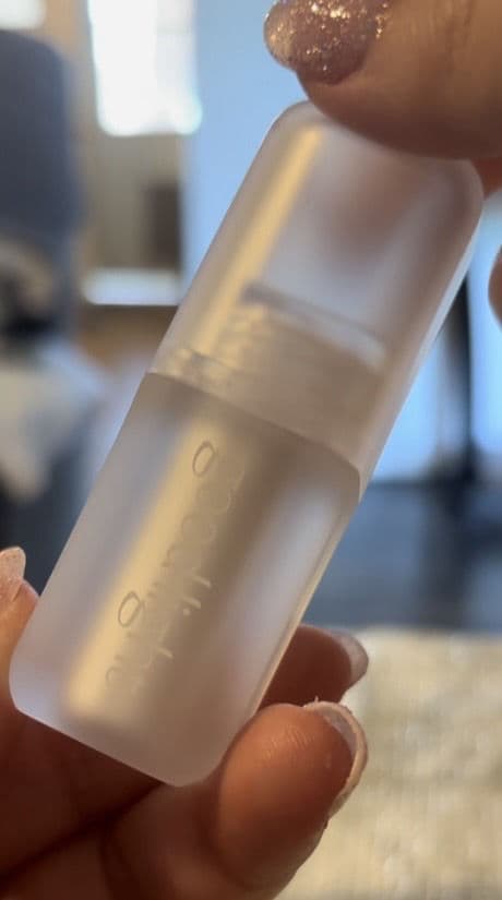 good light Taste of Space Lip Milk review photo by nCaila