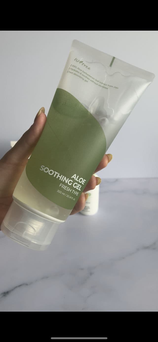 ISNTREE Aloe Soothing Gel Fresh Type review photo by koy