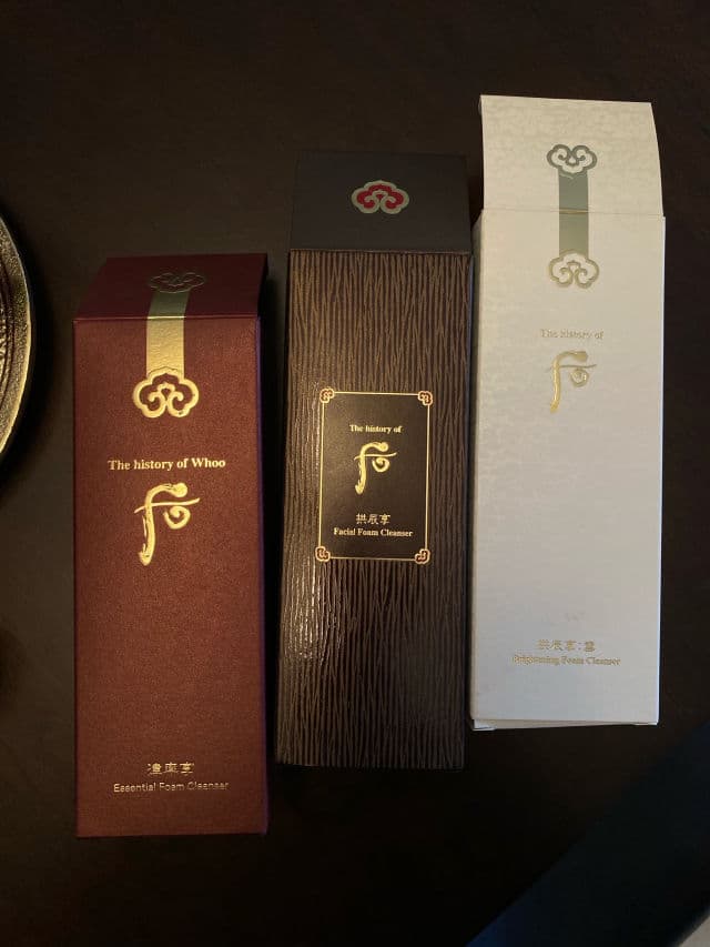 The History of Whoo Gongjinhyang Brightening Foam Cleanser review photo by skincareinsider