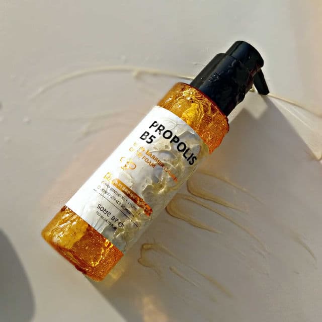 Some By Mi Propolis B5 Glow Barrier Calming Oil to Foam review photo by skindeepkumar