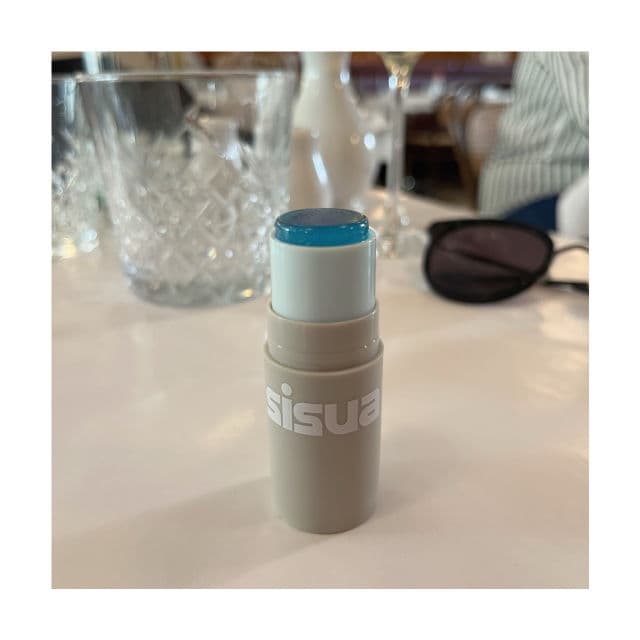 UNLEASHIA Sisua Butter Glow Stick review photo by nijntjekaro