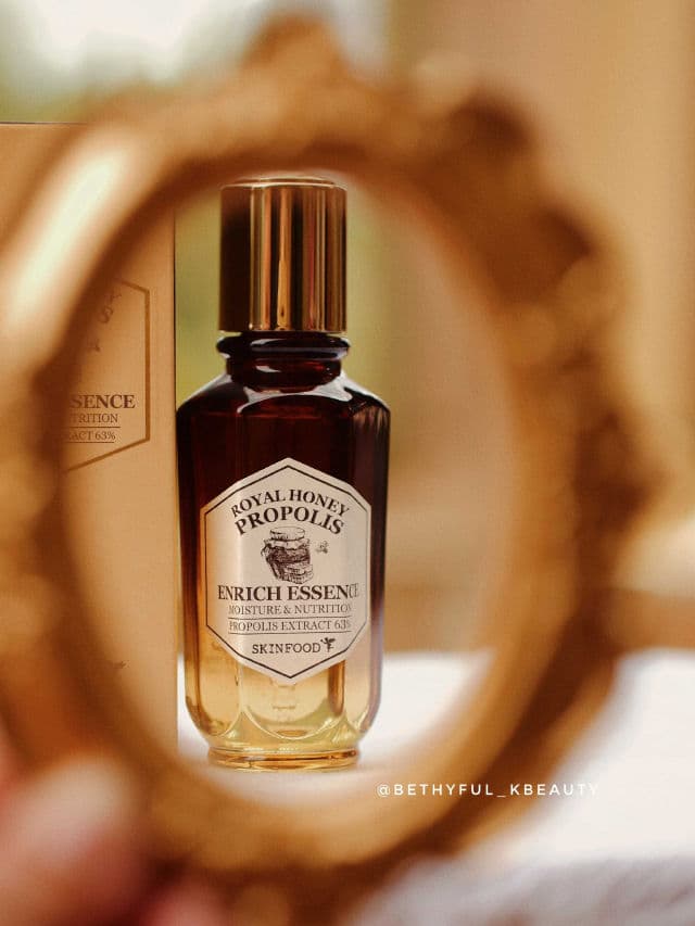 SKINFOOD Royal Honey Propolis Enrich Essence review photo by htebbethhteb