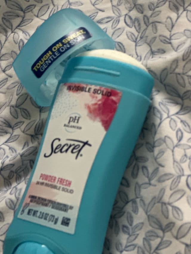 Secret Aluminum Free Deodorant Lavender review photo by Kanona