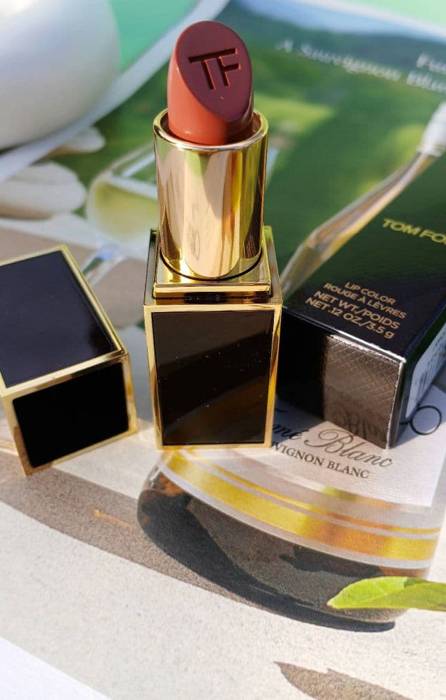 Tom Ford Lip Color #16 Scarlet Rouge  review photo by tatianarosales