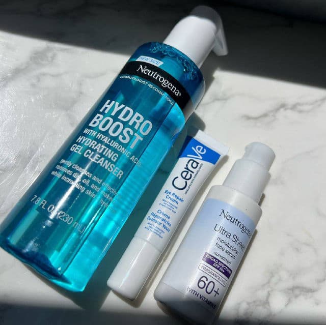 Neutrogena Ultra Sheer Oil-Free Face Serum with Vitamin E SPF 60+ review photo by tatianarosales