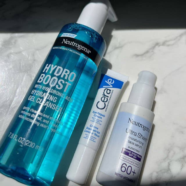 Neutrogena Ultra Sheer Oil-Free Face Serum with Vitamin E SPF 60+ review photo by tatianarosales