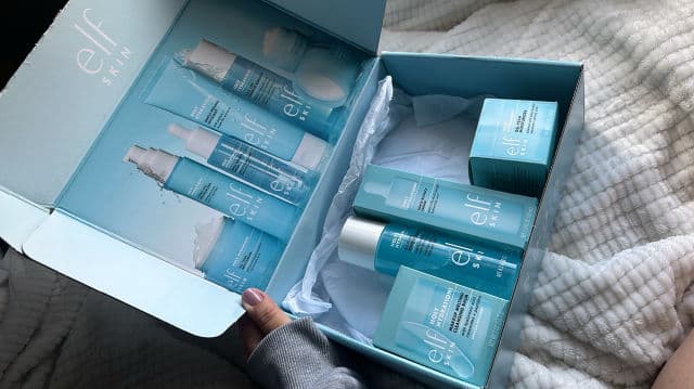 ELF Holy Hydration! E.L.F. Off Makeup Remover review photo by Innaibaf