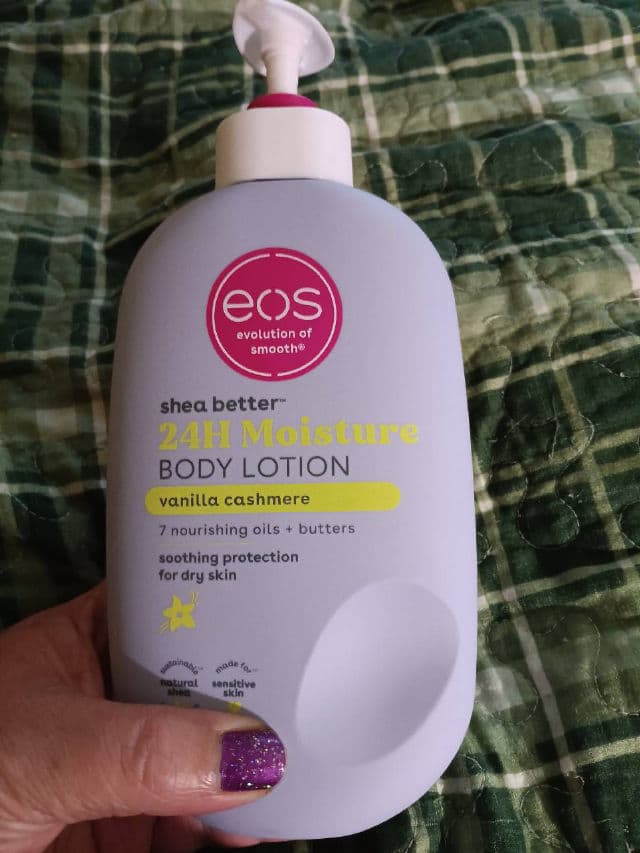 Eos Shea Better Vanilla Cashmere Body Lotion review photo by Kmhawks26