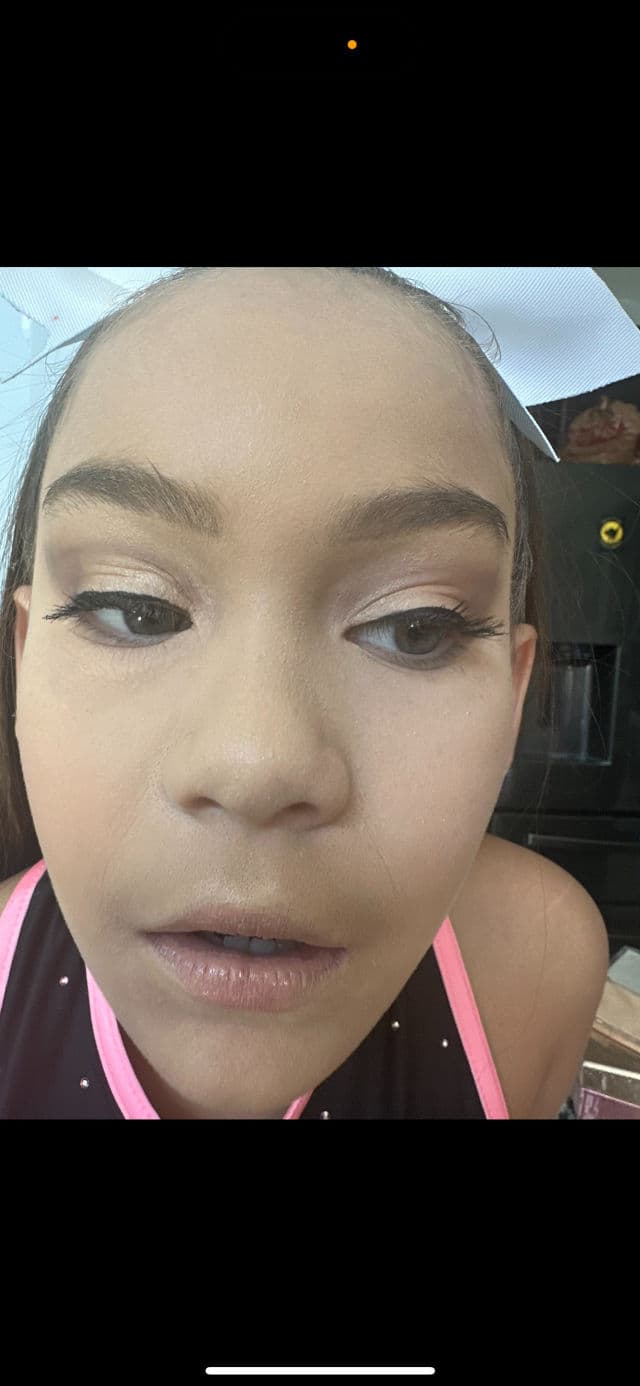 Anastasia Beverly Hills Dipbrow Pomade review photo by sabrinamarie
