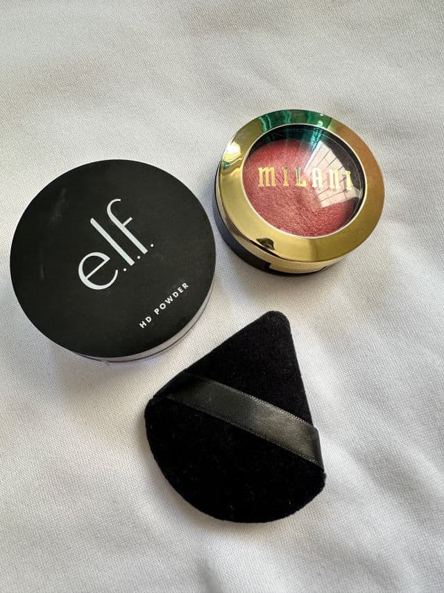 Milani Cosmetics Baked Blush - Luminoso review photo by Josmeiry