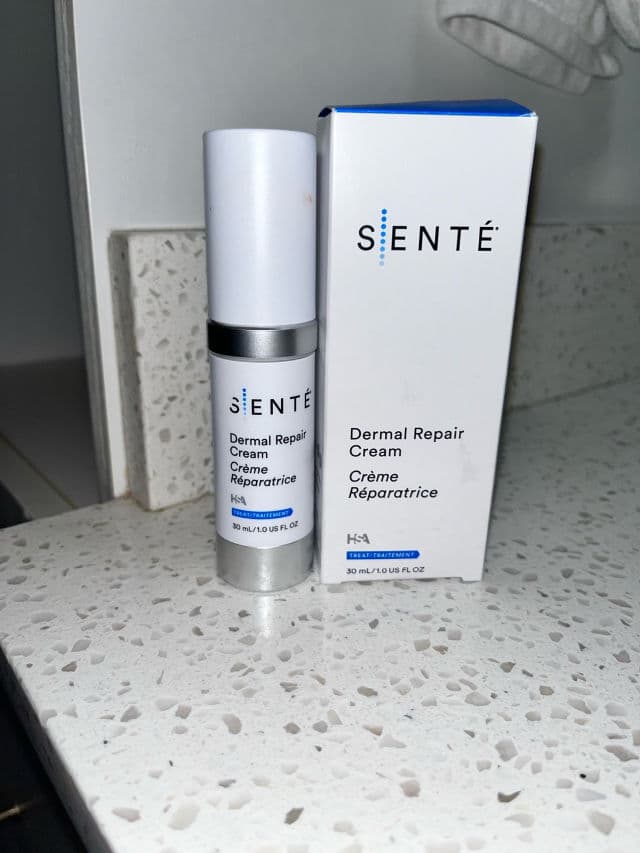 SENTÉ Dermal Repair Cream review photo by Kokoeyez