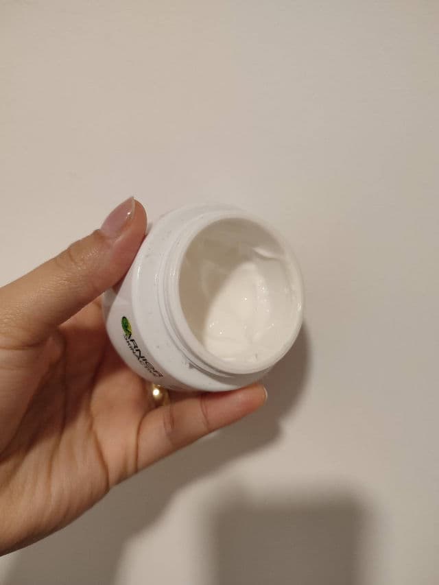 Garnier Skin Naturals Rose Cream review photo by AlexaReyes