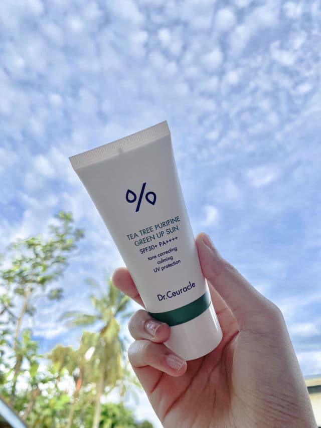 Dr. Ceuracle Tea Tree Purifine Green Up Sun SPF50+ PA++++ review photo by Eliaa