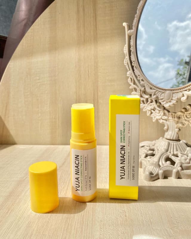 Some By Mi Yuja Niacin Dark Spot Correcting Stick review photo by Eliaa