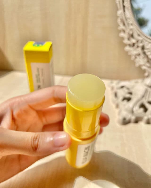 Some By Mi Yuja Niacin Dark Spot Correcting Stick review photo by Eliaa