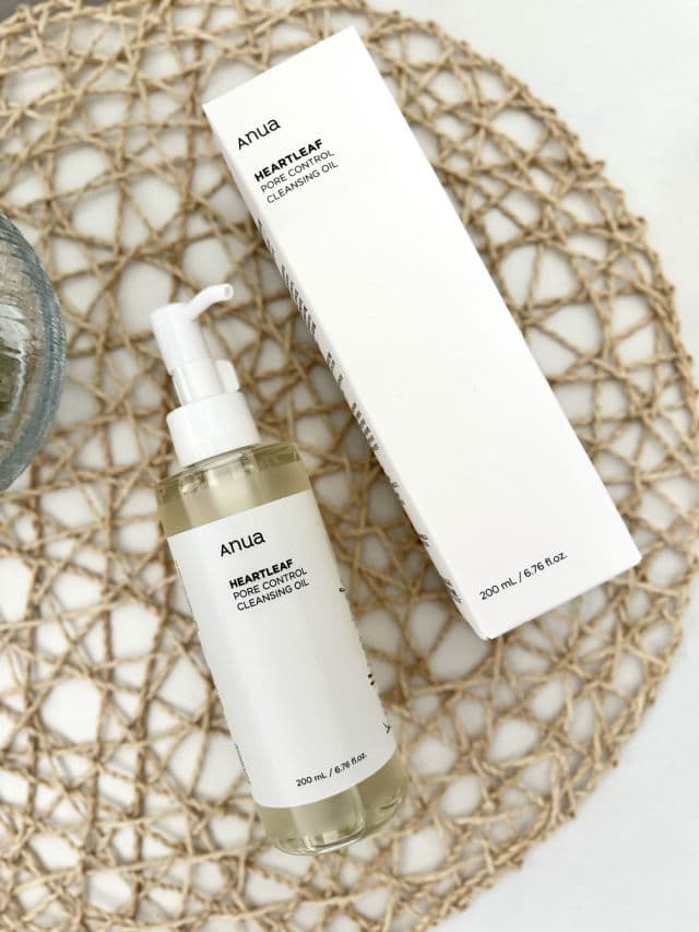 Heartleaf Pore Control Cleansing Oil product review