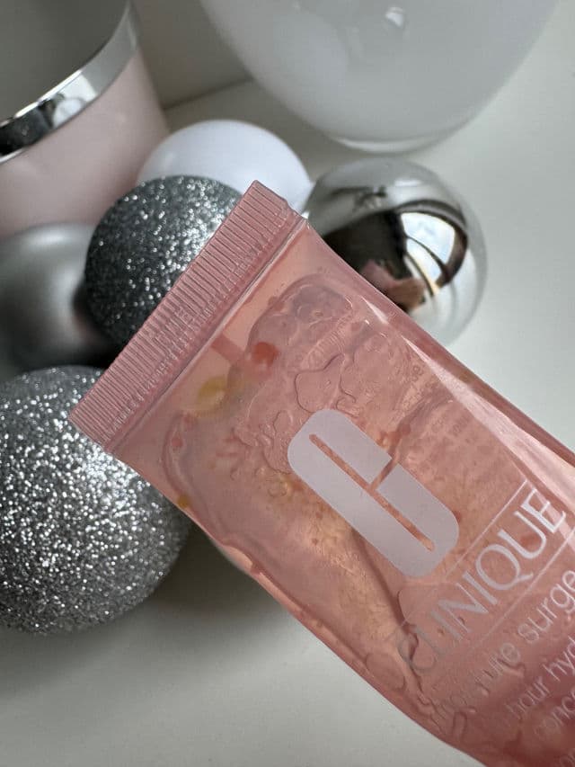 Clinique Moisture Surge Eye™ 96-Hour Hydro-Filler Concentrate review photo by MyBeautyNote