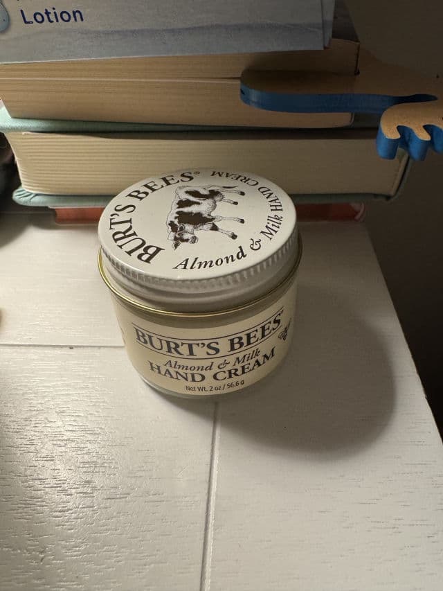 Burt's Bees Almond & Milk Hand Cream review photo by garfieldlover22