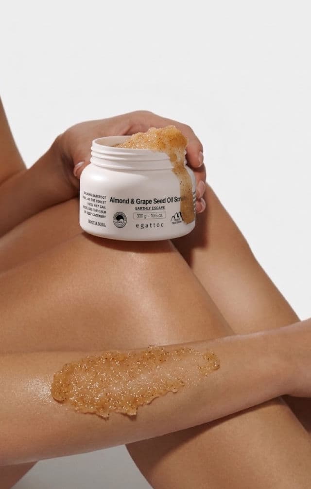EGATTOC Almond & Grape Sea Oil Scrub - Earthly Escape review photo by Lia1