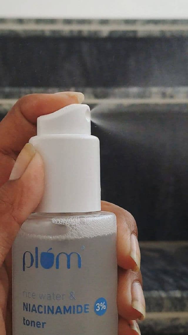 Plum 3% Niacinamide Toner with Rice Water  review photo by Anretv