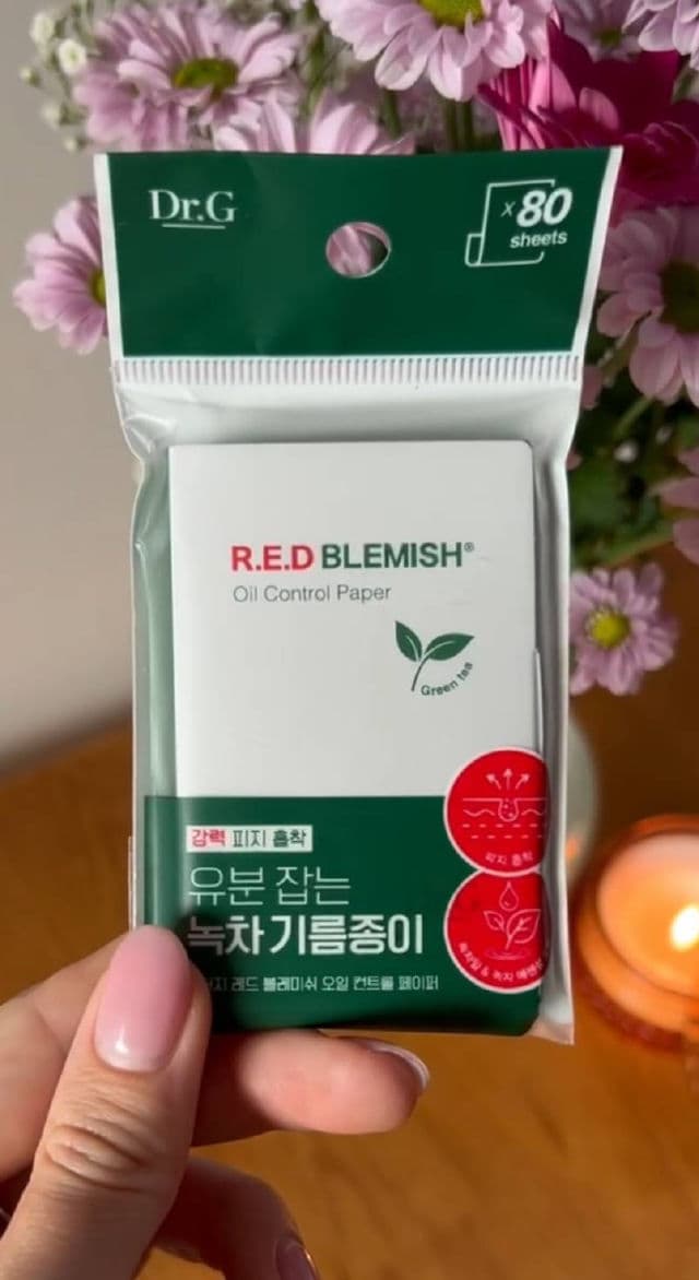 DR.G R.E.D Blemish Oil Control Paper review photo by Ririrrido