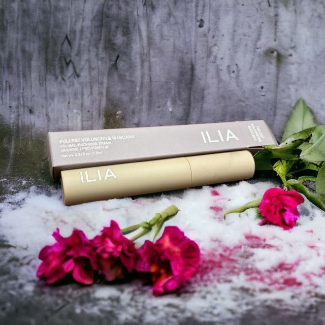 Ilia Fullest Volumizing Mascara review photo by Wianca07