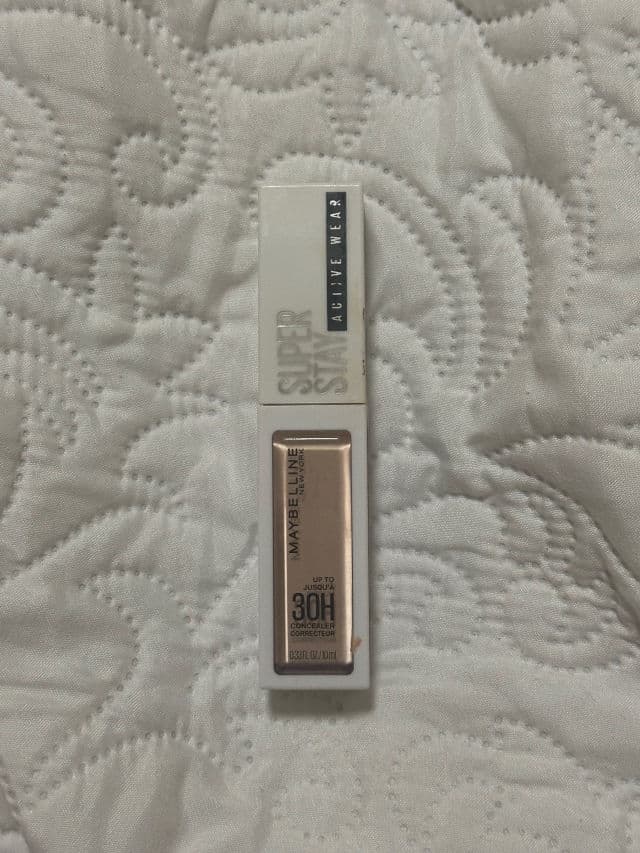 Maybelline Super Stay Active Wear Long-Lasting Concealer review photo by arabellasavior