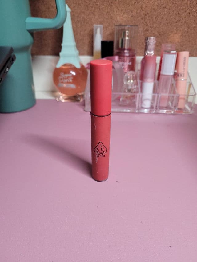 3CE #Taupe review photo by MelodytheCat
