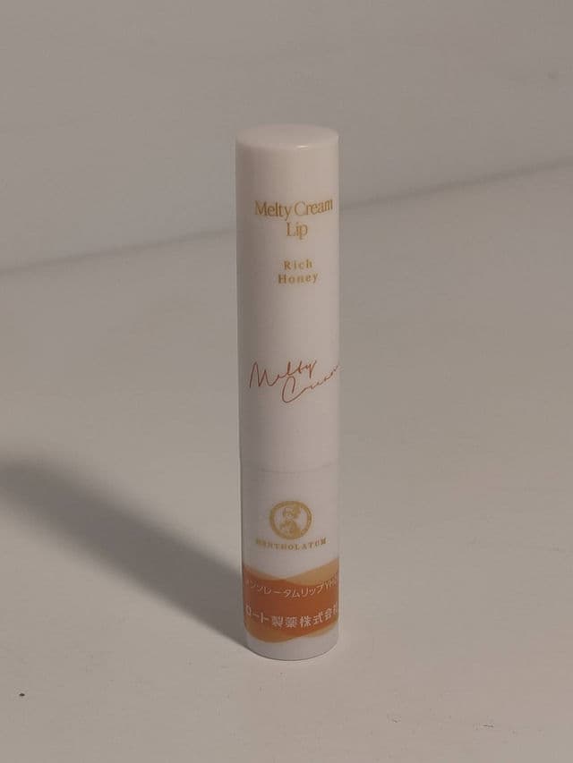 Rohto Melty Cream Lip Balm SPF 25 PA+++ review photo by kyurucyan