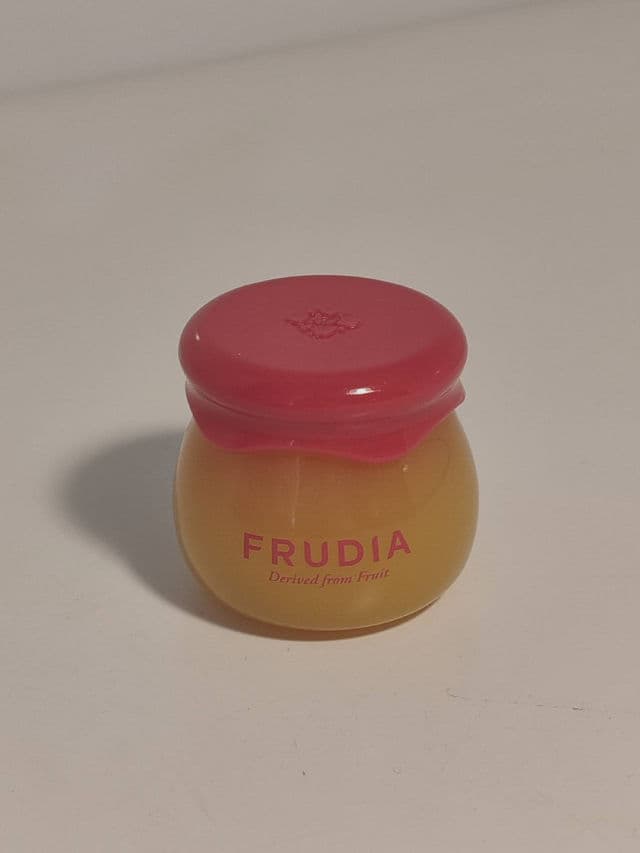 Frudia Pomegranate Honey 3 in 1 Lip Balm review photo by kyurucyan