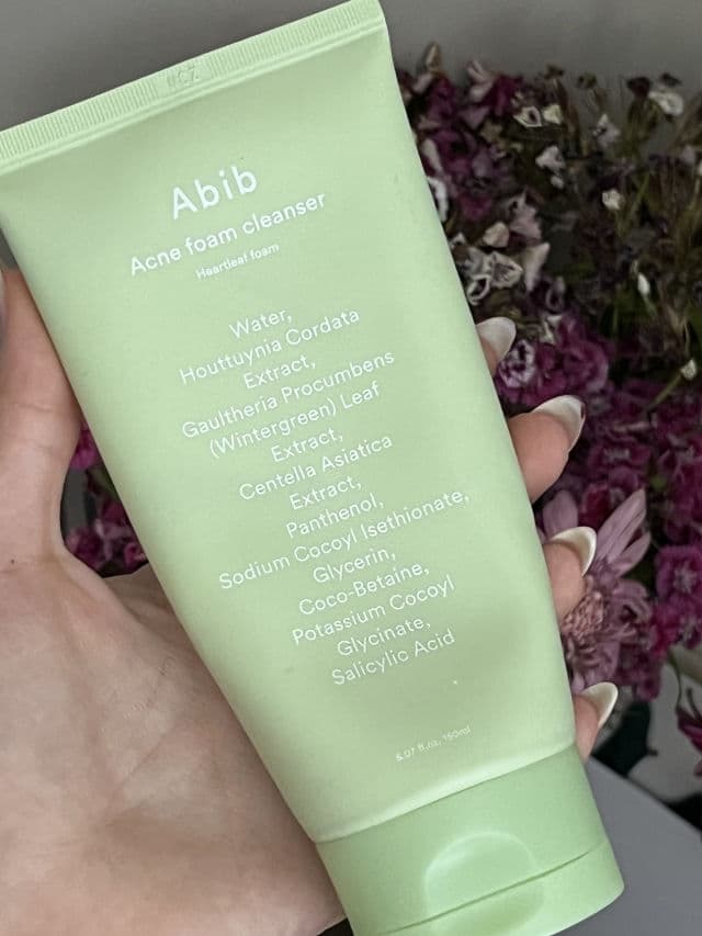 Abib Acne Foam Cleanser Heartleaf Foam review photo by urkbeautybestie