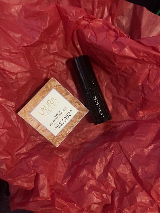Laura Geller Baked Balance-n-Brighten Color Correcting Foundation review photo by ArielleIJBB