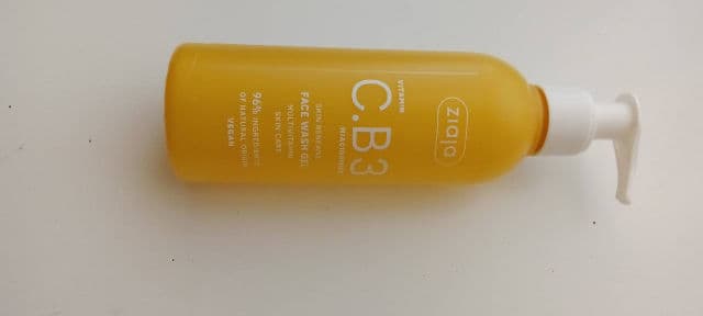 Ziaja Vitamin C. B3 Niacinamide Face Wash Gel review photo by perrench 