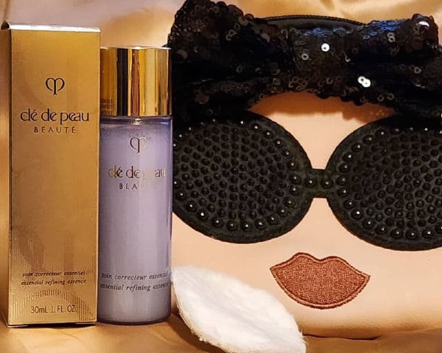 Clé de Peau Beauté Essential Refining Essence review photo by productreviewchickie