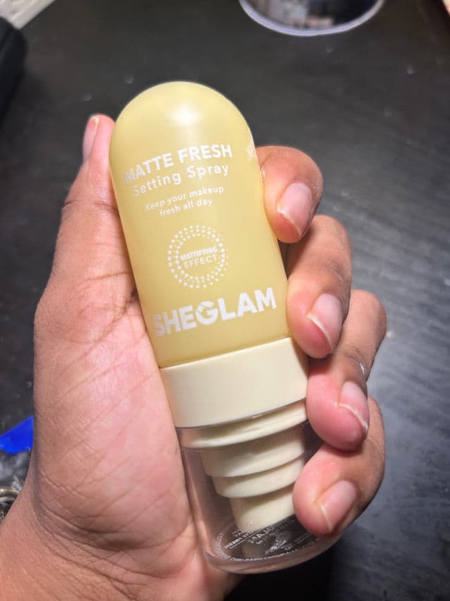 SHEGLAM Press Refresh Setting Spray review photo by Ainoa 