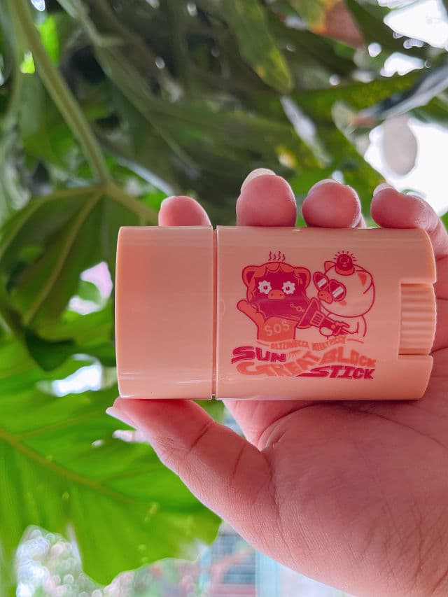 ELIZAVECCA Milky Piggy Sun Great Block Stick SPF 50+ PA+++ review photo by etbreathesblog
