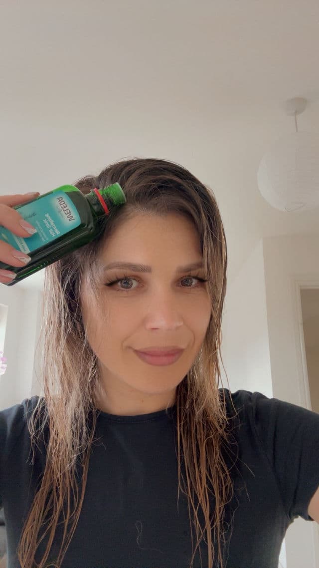 Weleda Revitalising Hair Tonic review photo by CocaP