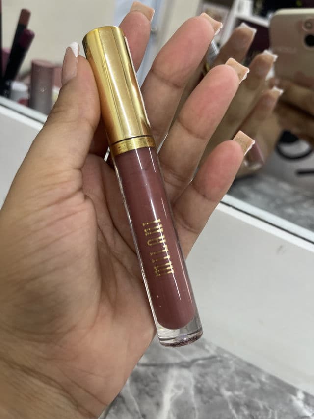 Milani Cosmetics Amore Shine Liquid Lip Color review photo by yaniebel