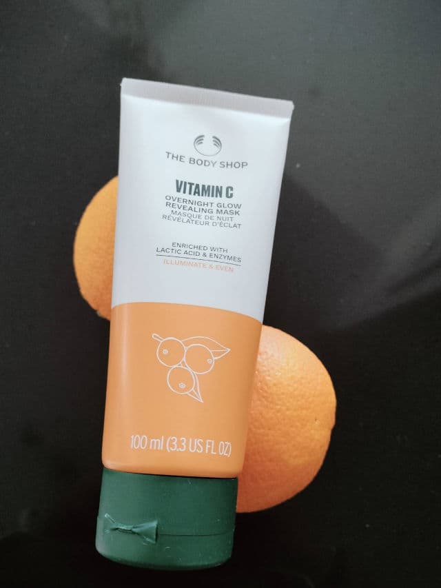 The Body Shop Vitamin C Overnight Glow Revealing Mask review photo by seljak